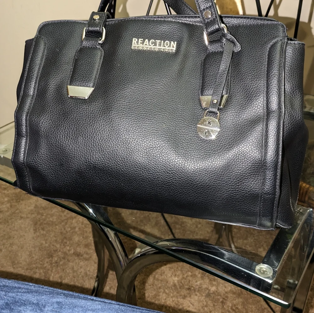 Kenneth Cole Reaction - Picture 2 of 8